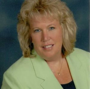 Meet your Posher, Michele